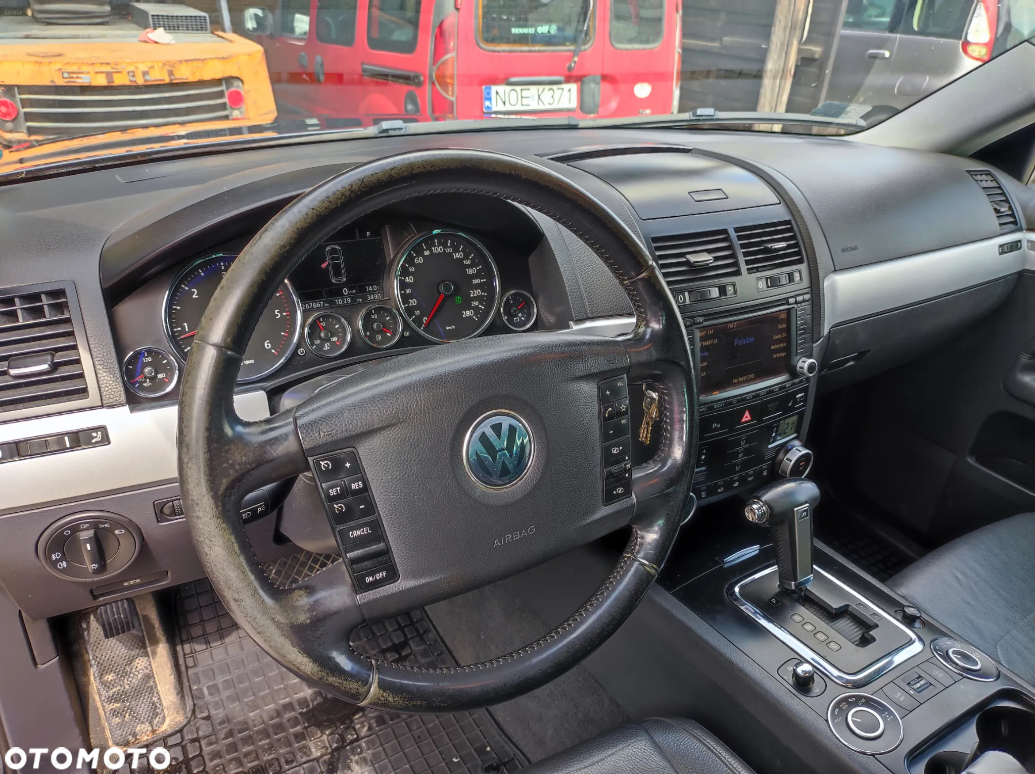 Volkswagen Touareg - 7
