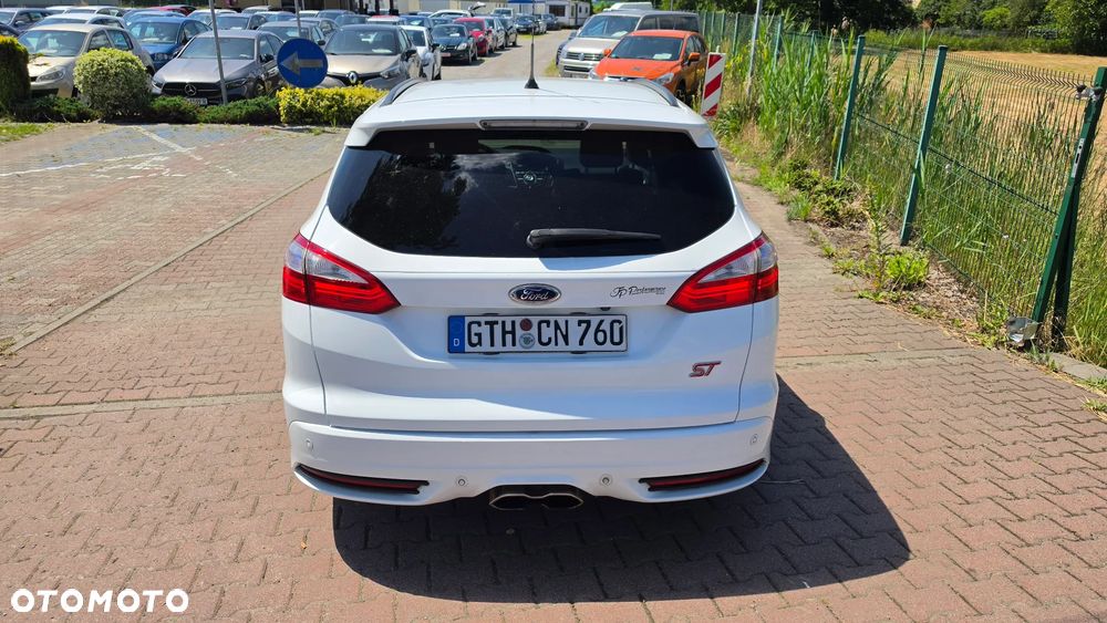Ford Focus SW 2.0 EcoBoost ST Leather Sport Pack - 20