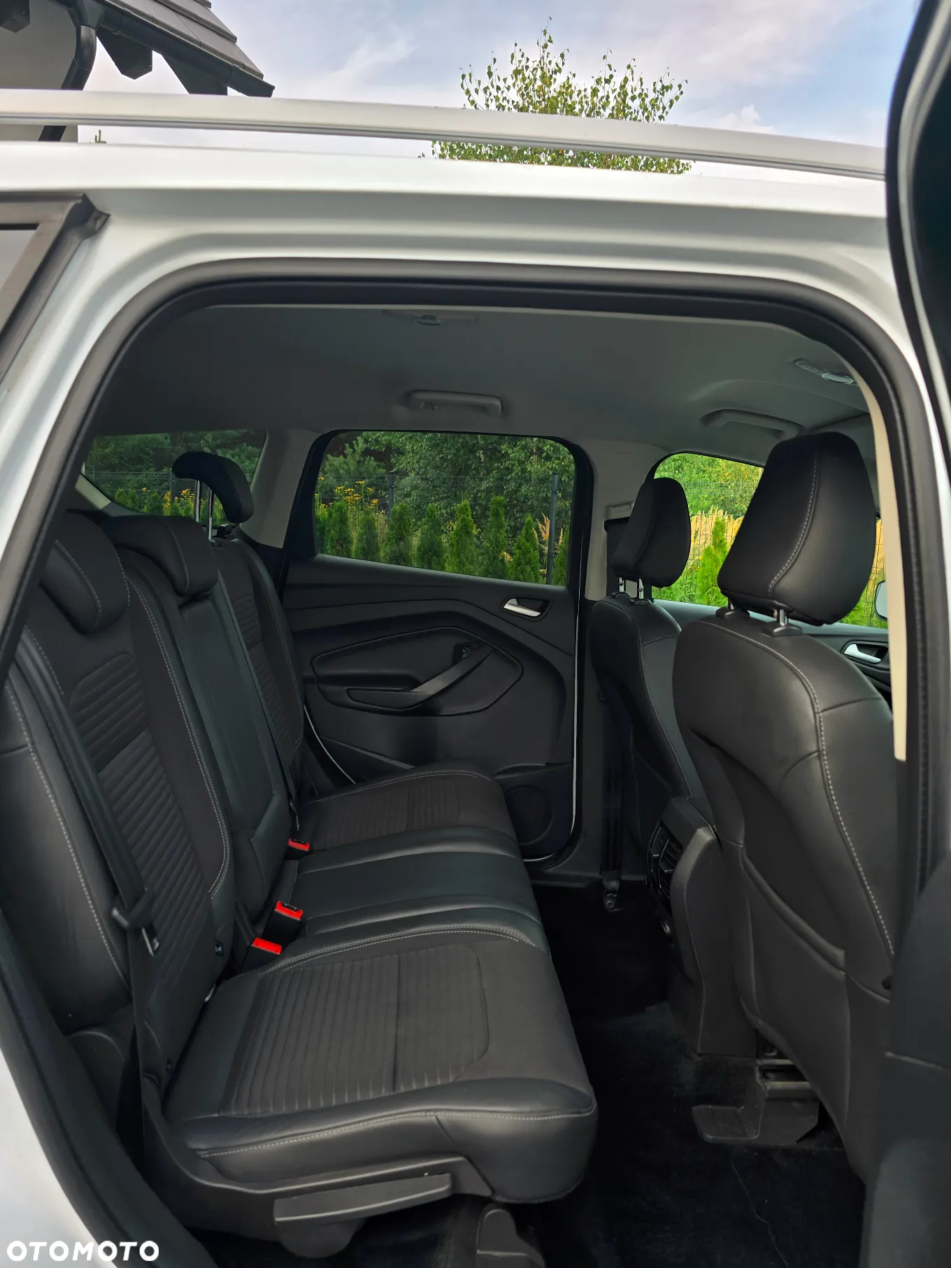 Ford Kuga 2.0 TDCi FWD Titanium - 16