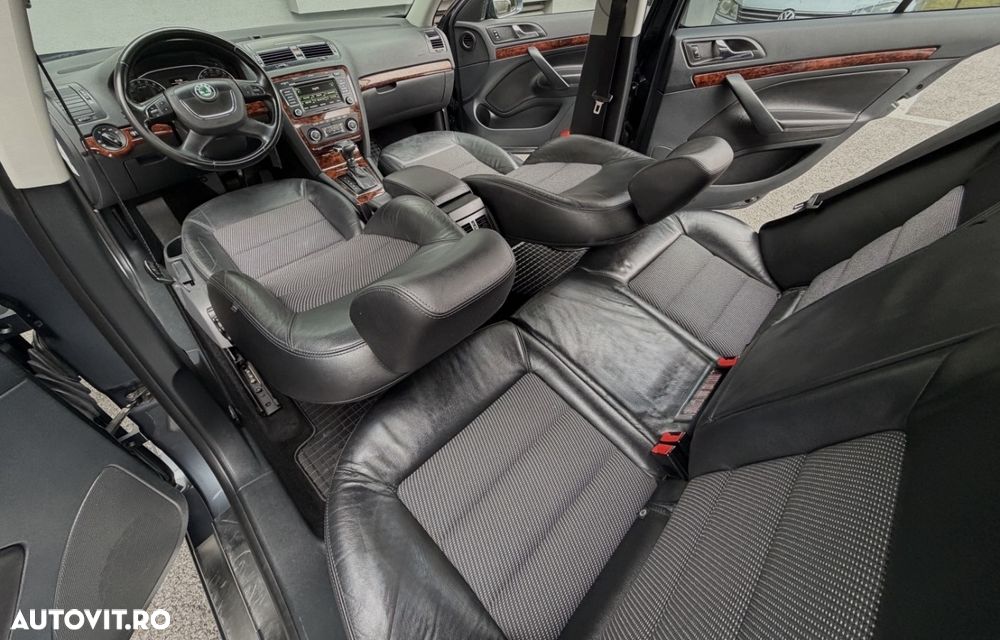 Skoda Octavia 1.6 TDI DPF DSG Elegance - 6