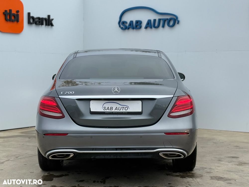 Mercedes-Benz E 200 9G-TRONIC Avantgarde - 6