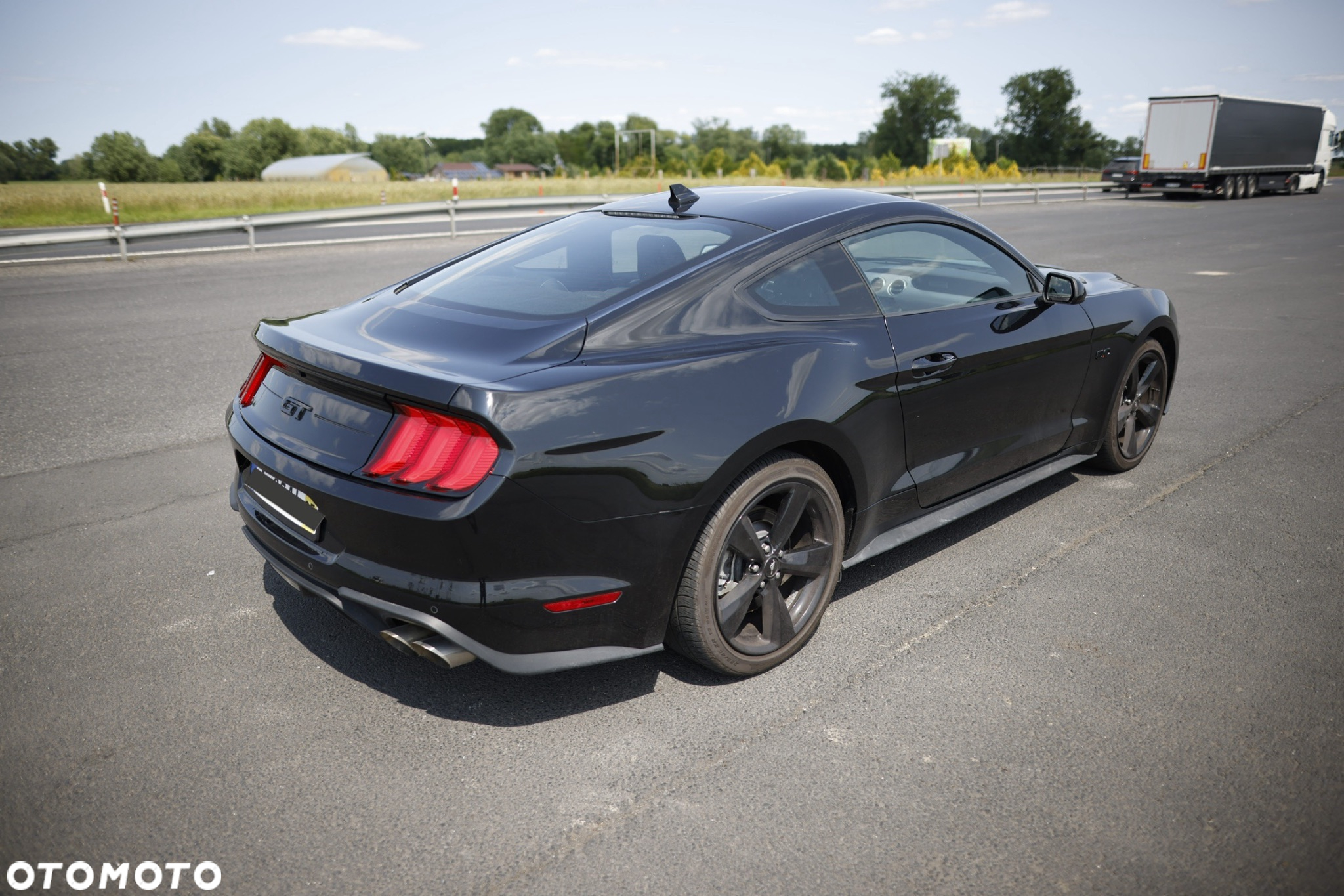 Ford Mustang 5.0 V8 GT - 14