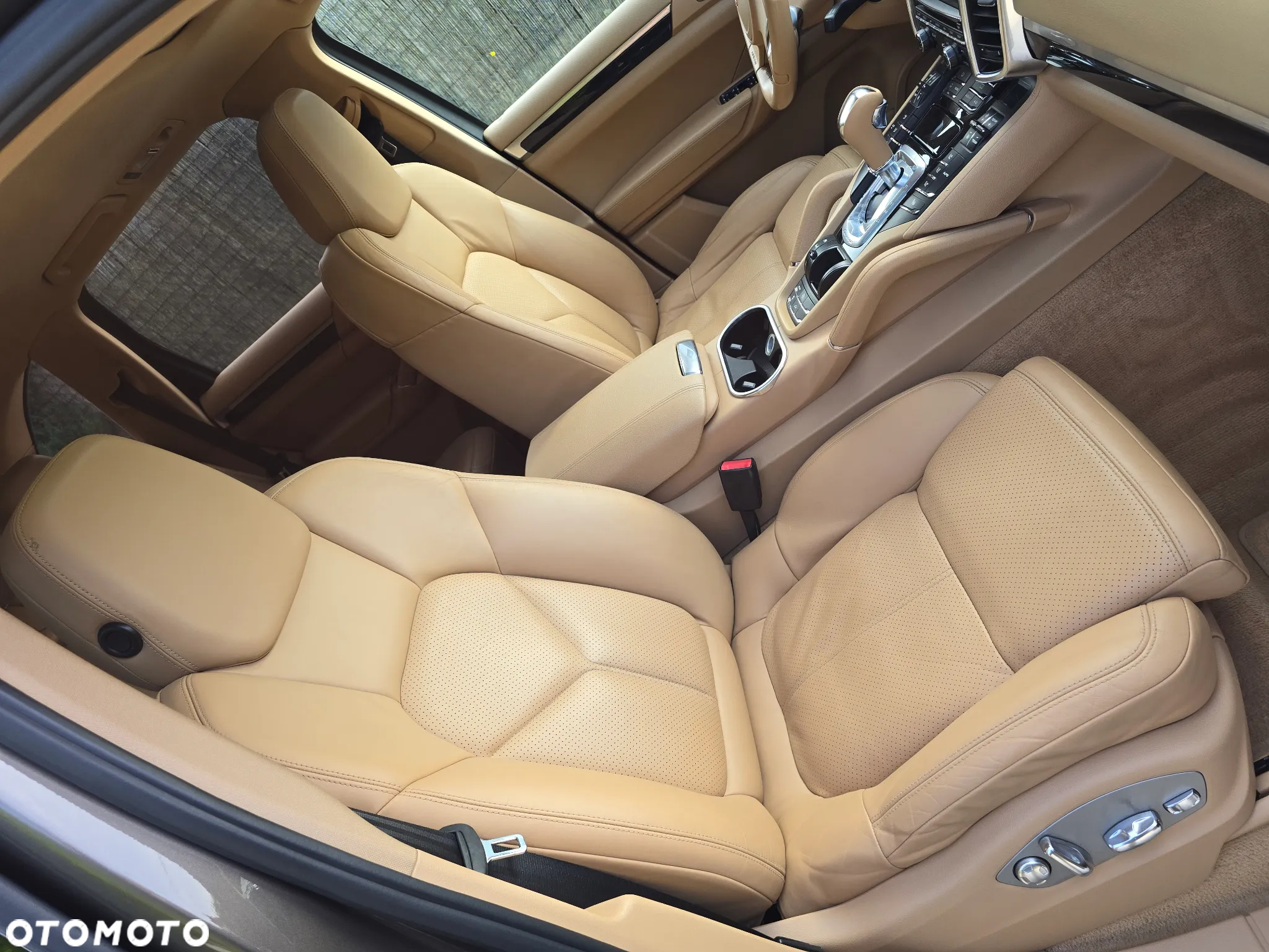Porsche Cayenne Diesel Platinum Edition - 25