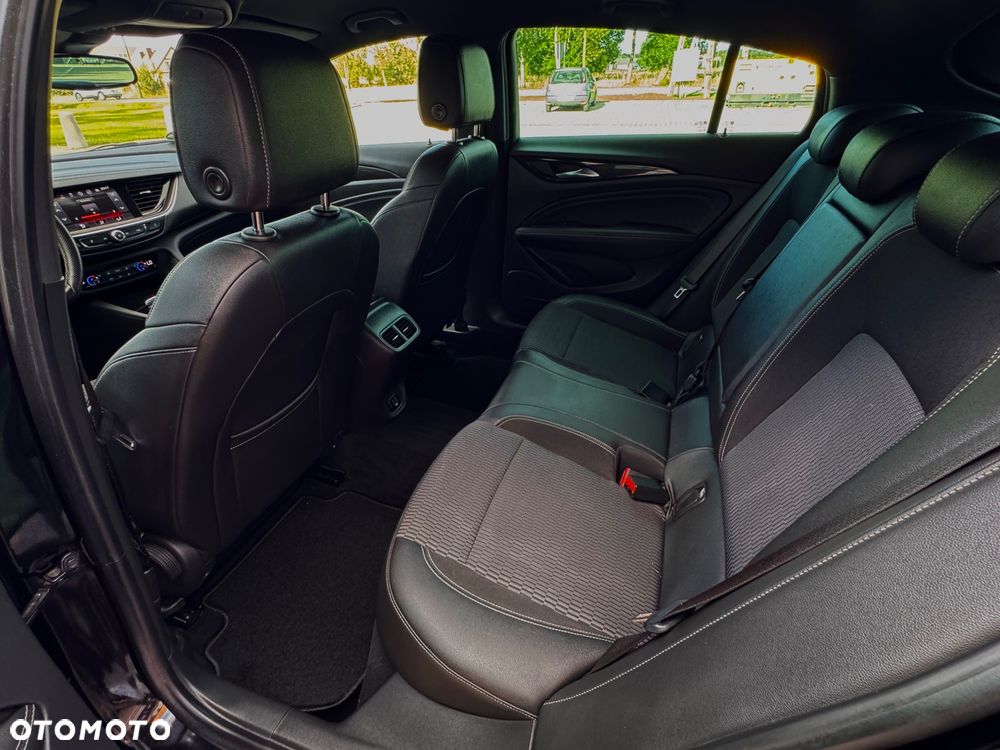 Opel Insignia 1.5 T GPF Innovation S&S - 32