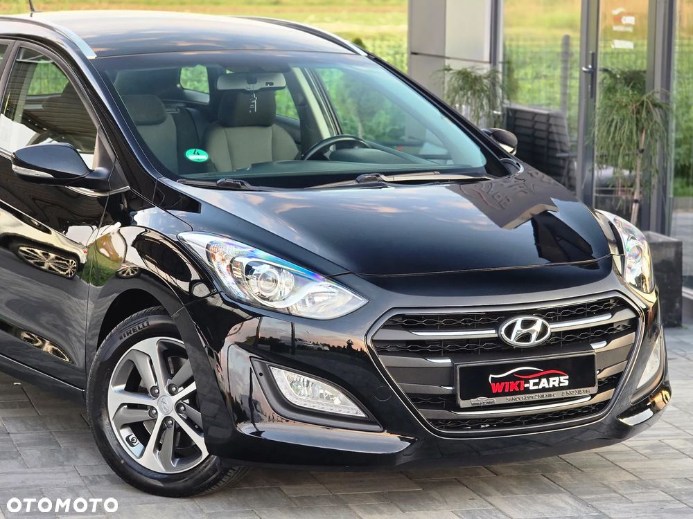 Hyundai i30 Kombi 1.6 GDi DCT Premium - 12