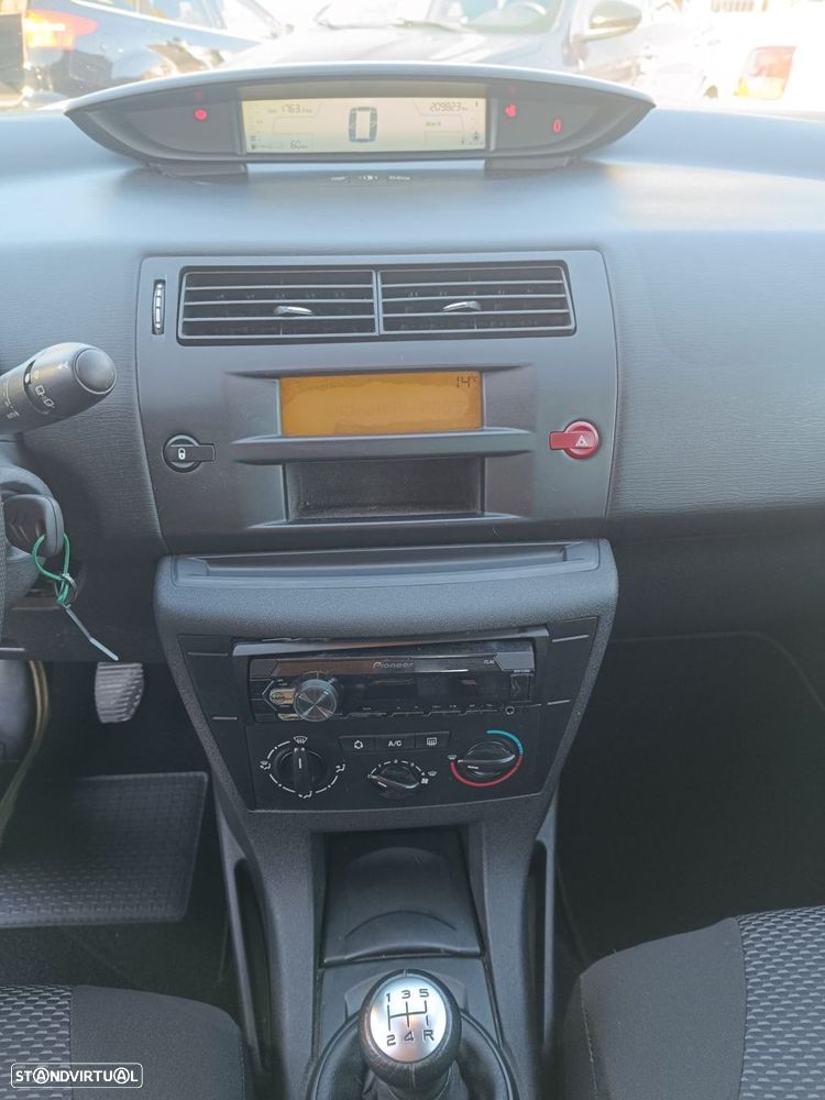 Citroën C4 1.6 HDi 110 SX Pack - 7