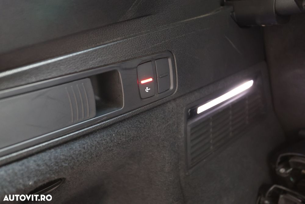 Audi Q5 50 TFSIe quattro S tronic S line - 30