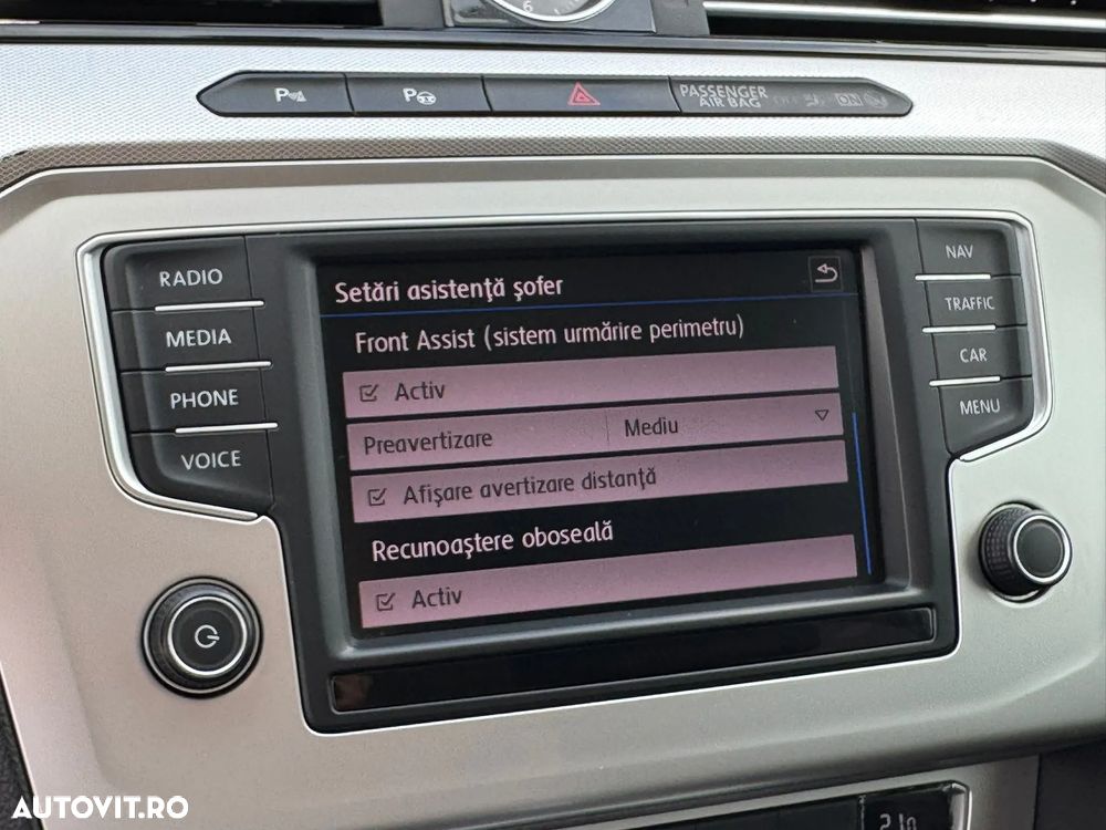 Volkswagen Passat - 28