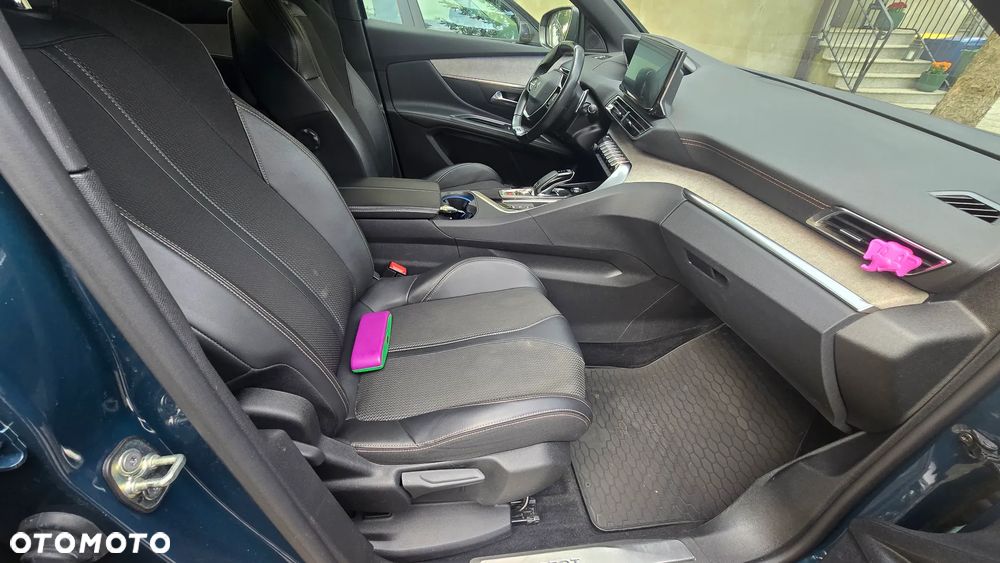 Peugeot 5008 - 12