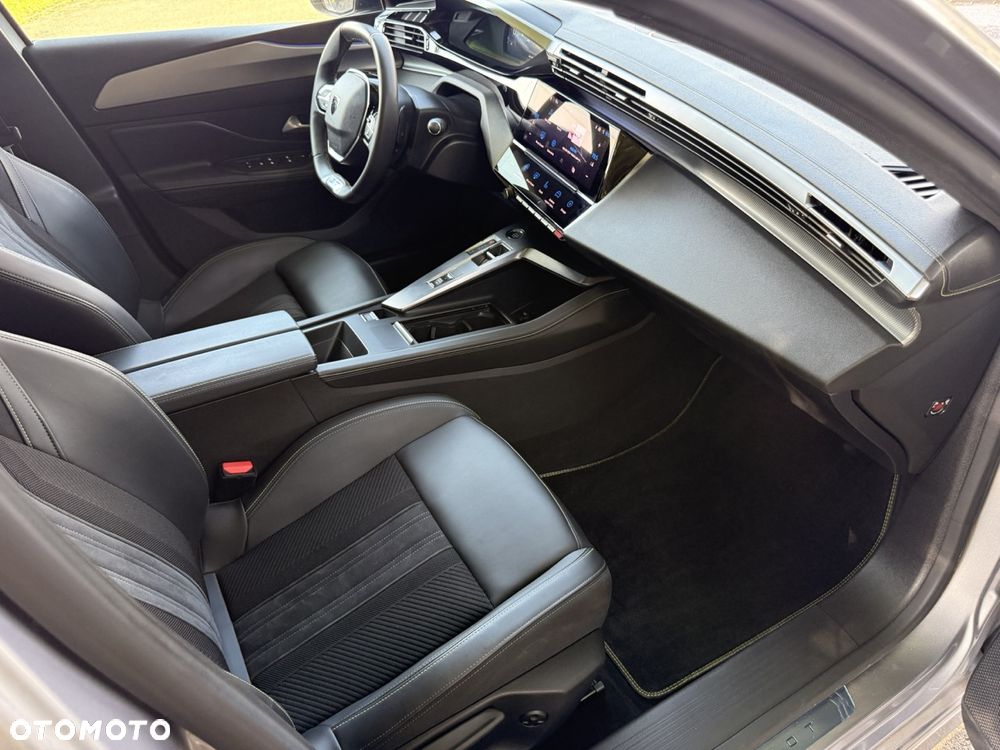 Peugeot 308 225 e-EAT8 GT - 19