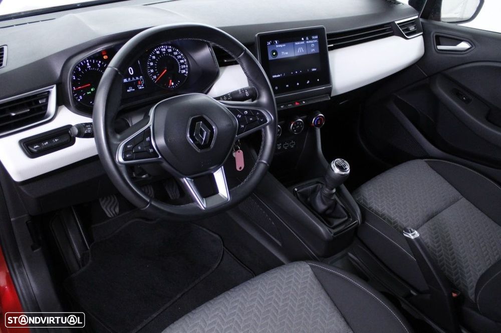 Renault Clio 1.0 TCe Evolution - 32