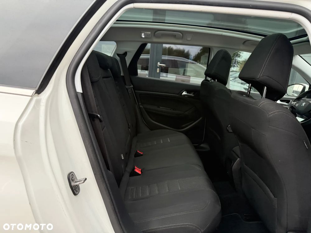 Peugeot 308 1.6 e-HDi Active S&S - 26