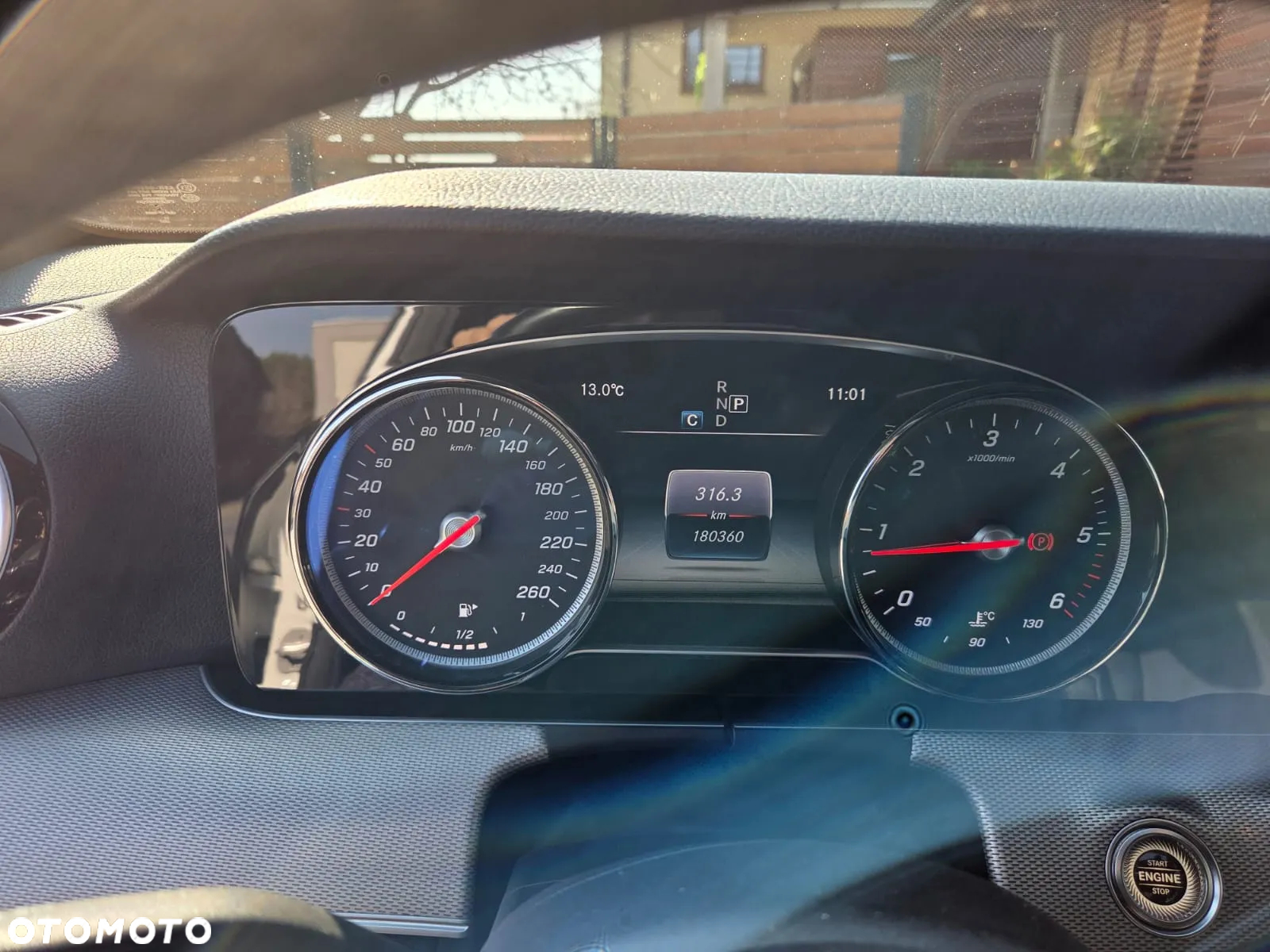 Mercedes-Benz Klasa E 220 d 9G-TRONIC - 30