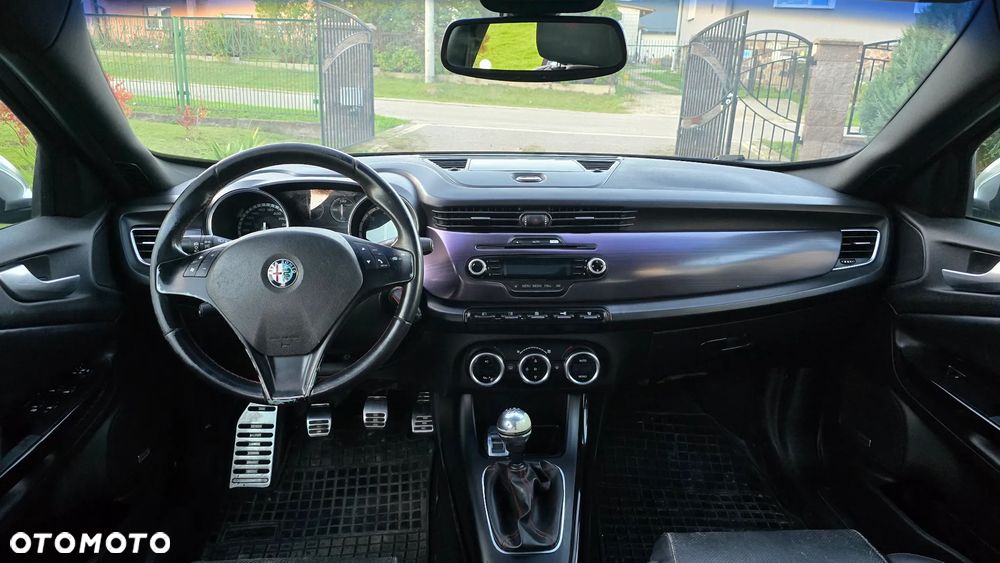 Alfa Romeo Giulietta 2.0 JTDM 16V Turismo - 8