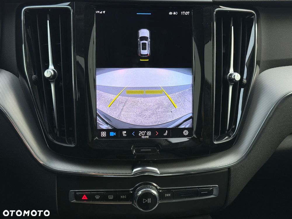 Volvo XC 60 B4 B Plus Bright - 18