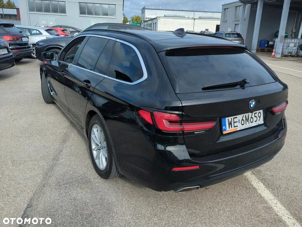BMW Seria 5 530i mHEV - 3