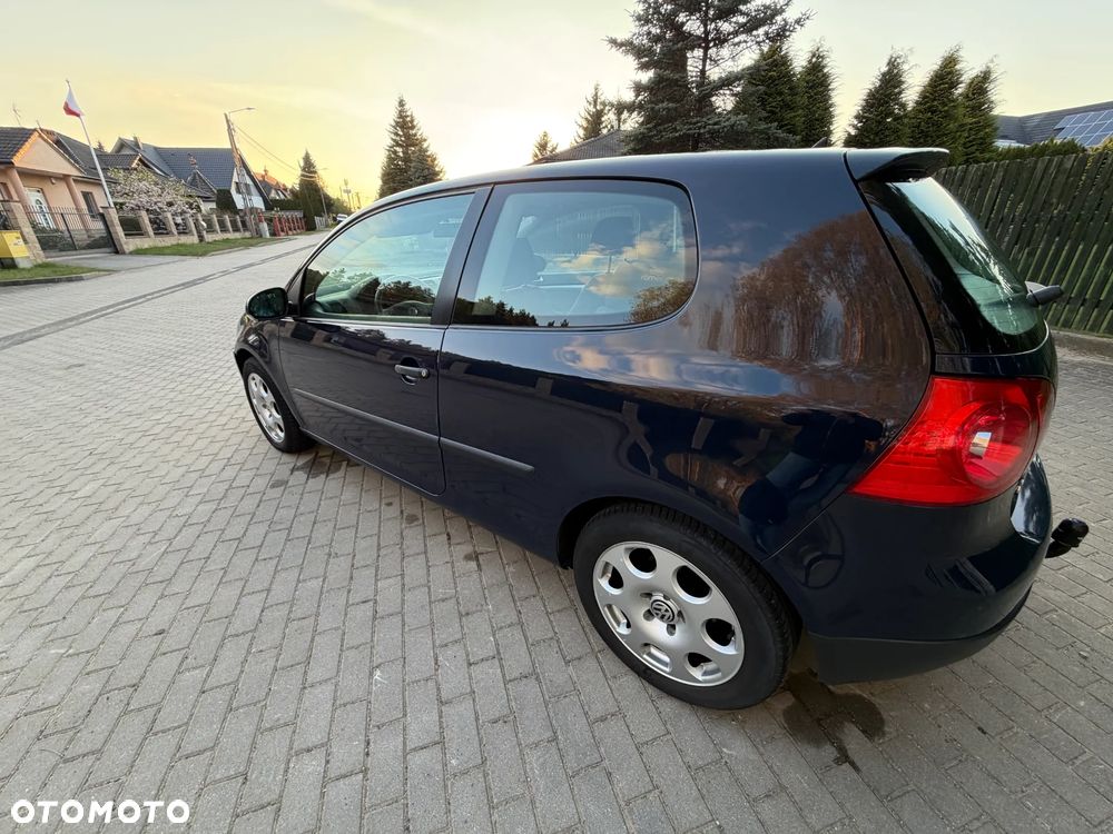 Volkswagen Golf 1.6 Automatik Trendline - 17