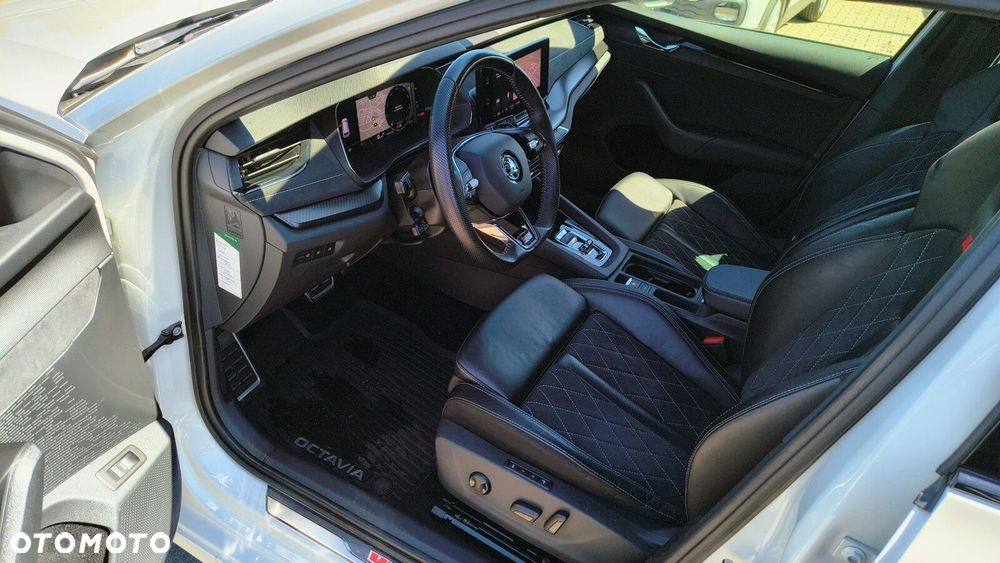 Skoda Octavia 2.0 TDI 4x4 RS DSG - 11