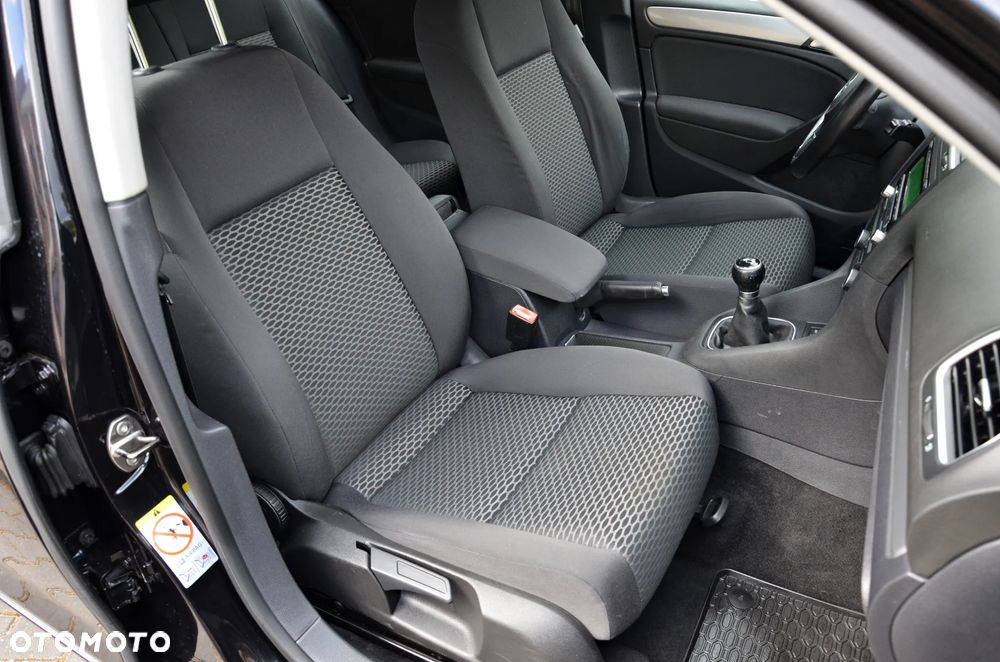 Volkswagen Golf 1.4 Edition - 38