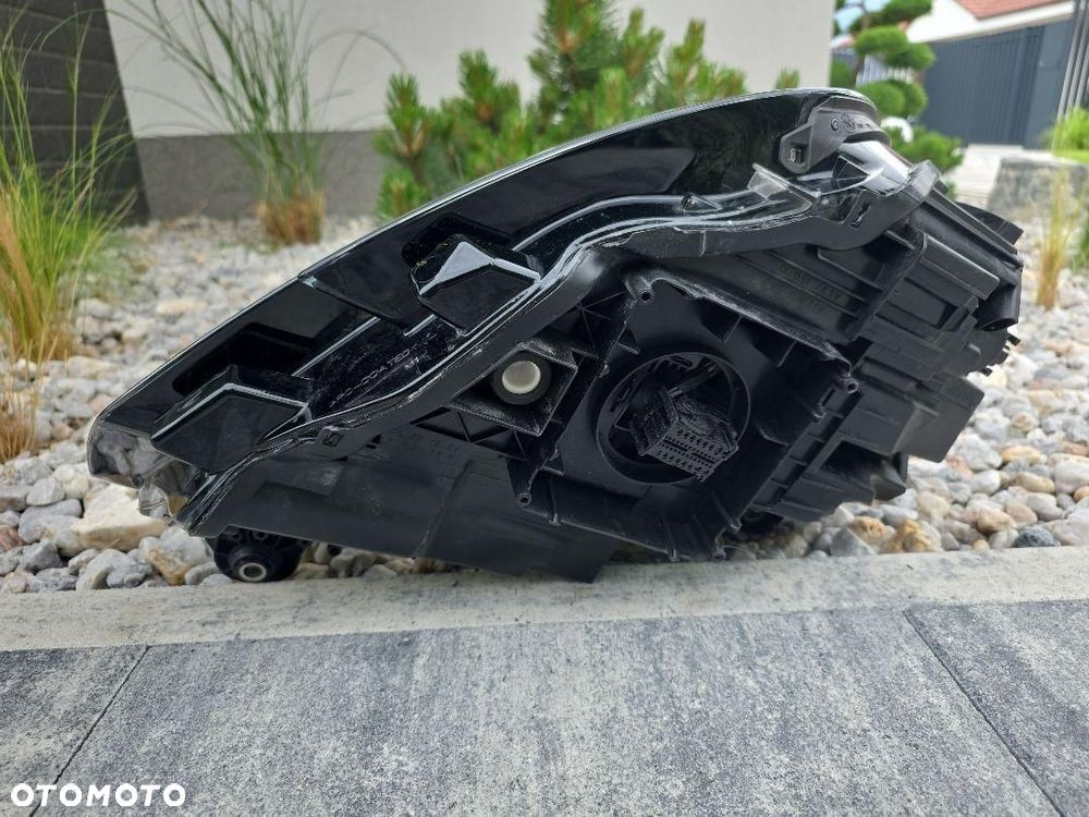 AUDI A3 S3 8V0 8V LIFT Lampa lewa przód Full Led Dynamic 8V0941033C 2017 - 7