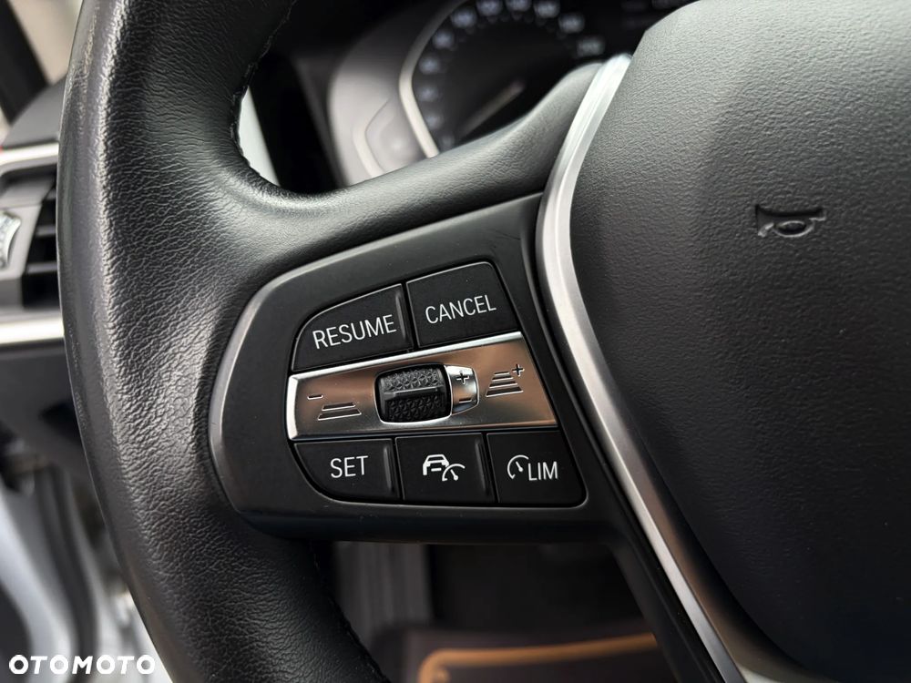 BMW Seria 3 320d Advantage - 23