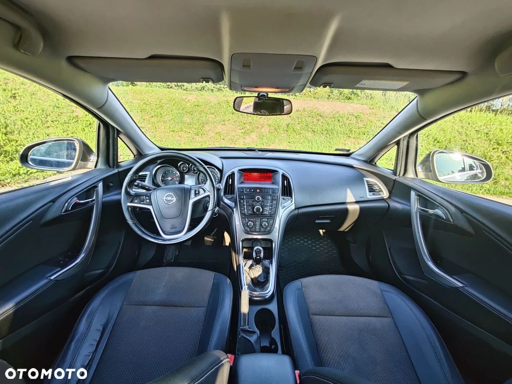 Opel Astra 1.4 T Enjoy - 9