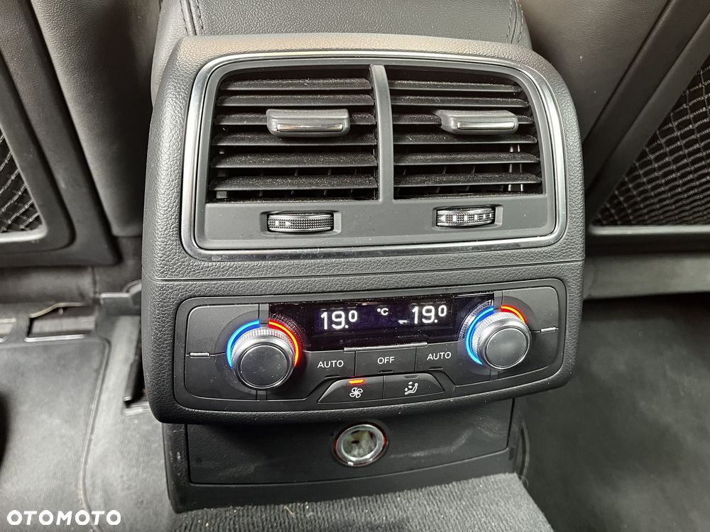 Audi A6 Avant 2.0 TDI ultra S tronic - 23