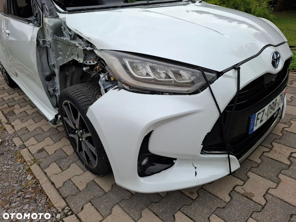 Toyota Yaris 1.5 VVT-i Premiere Edition - 10