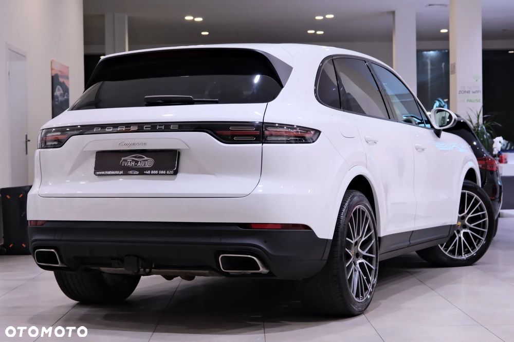 Porsche Cayenne Platinum Edition - 13