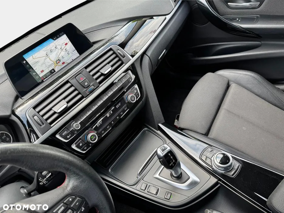 BMW Seria 3 318i GPF Sport Line - 9