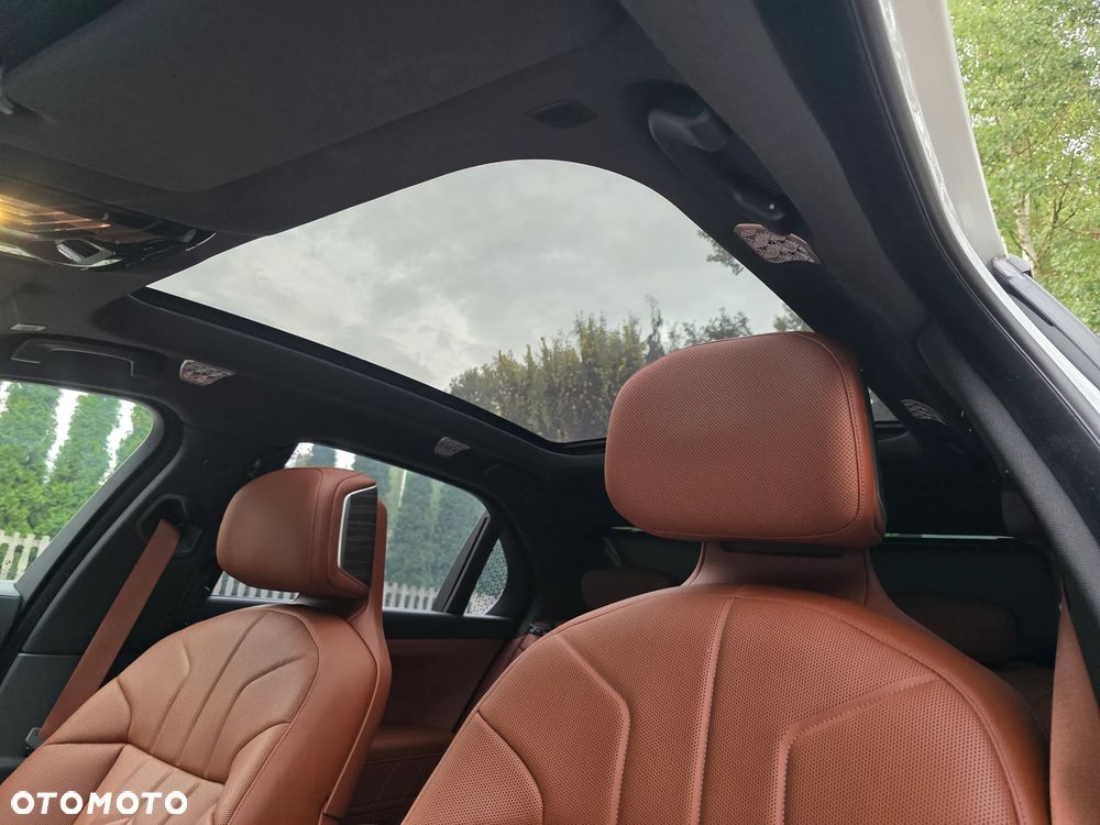 BMW Seria 7 740d xDrive mHEV M Sport sport - 18