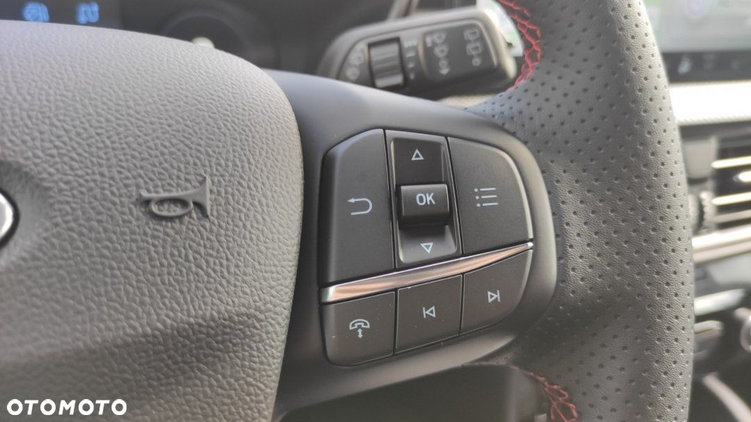 Ford Kuga - 20
