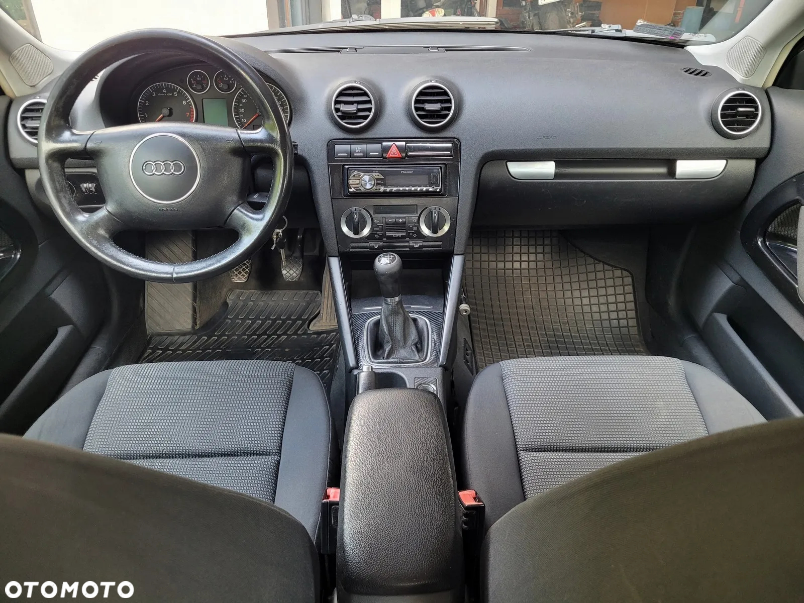Audi A3 1.6 Attraction - 7