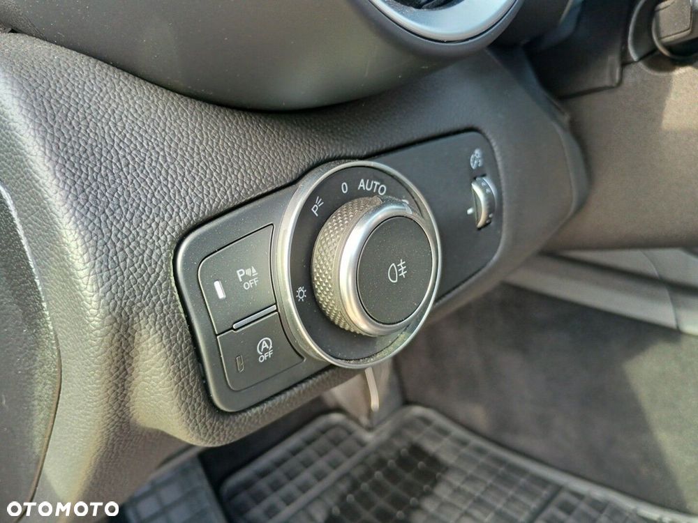 Alfa Romeo Giulia 2.0 Turbo Competizione Q4 - 22