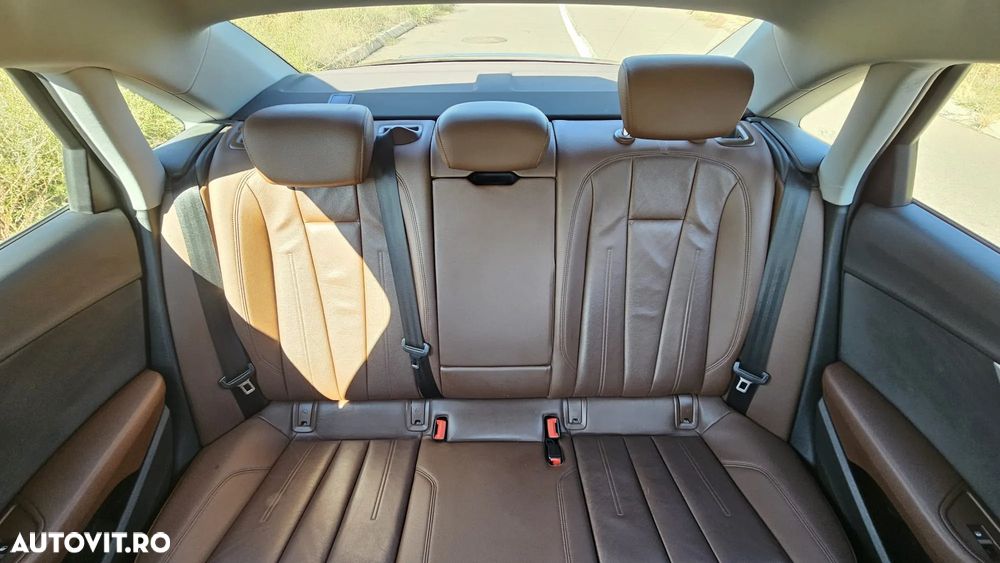 Audi A4 Avant 2.0 TDI S tronic - 30
