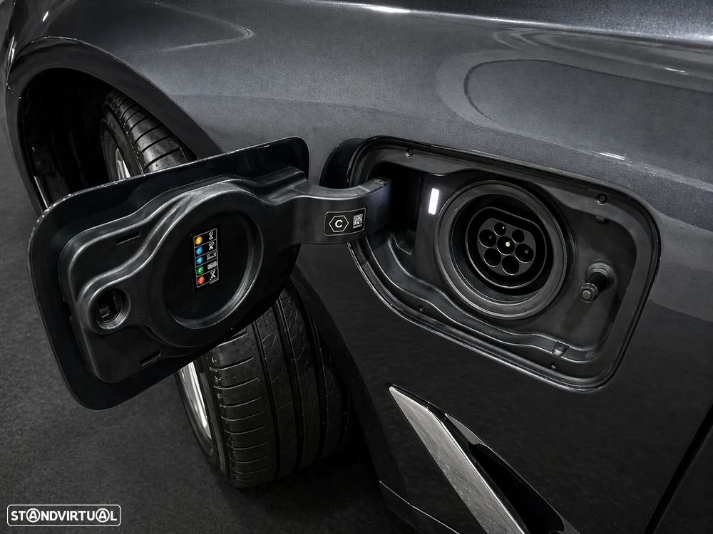 BMW 520 e Line Luxury - 13