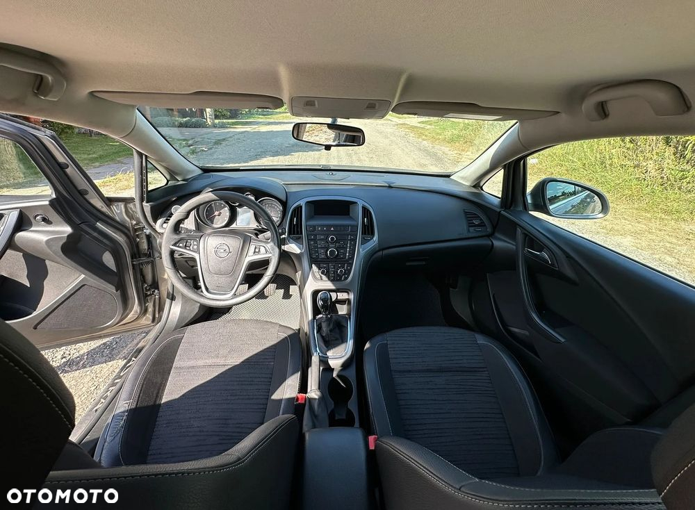Opel Astra - 8