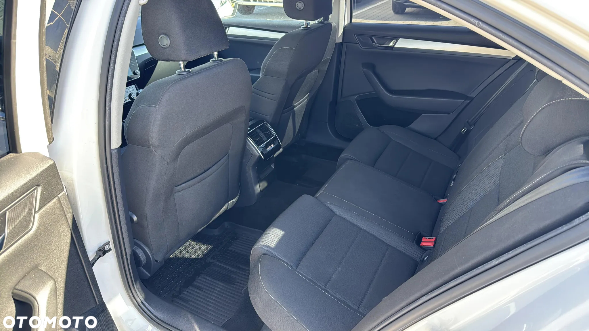 Skoda Superb 1.8 TSI Ambition - 24