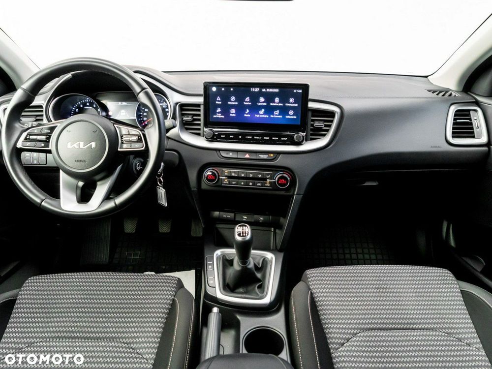 Kia Ceed 1.5 T-GDI M - 22