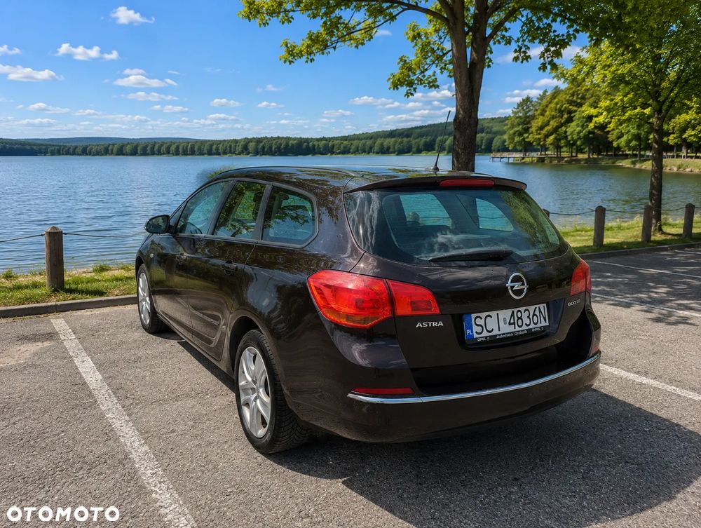 Opel Astra 1.4 Turbo Exklusiv - 3