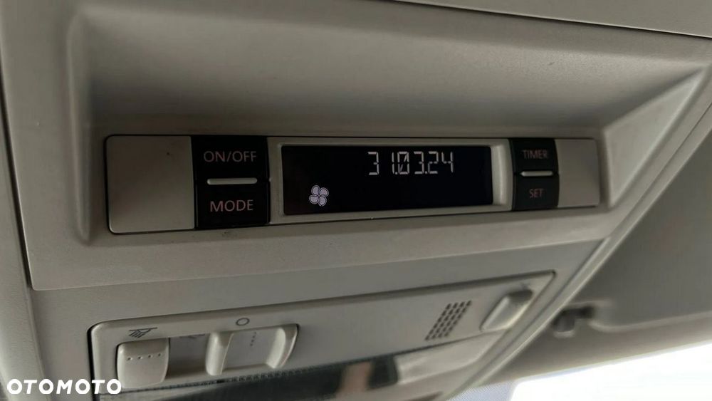 Volkswagen Transporter - 30