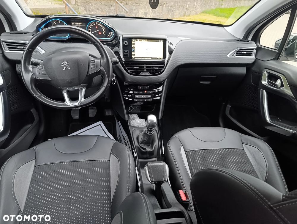 Peugeot 2008 BlueHDi FAP 120 STOP & START Allure - 6