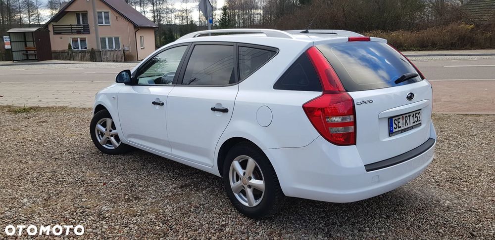 Kia Ceed 1.4 CVVT SW EX - 6