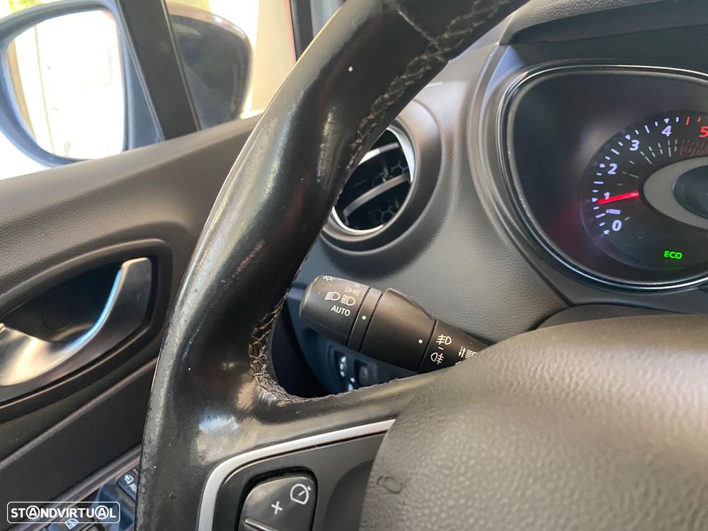 Renault Captur 1.5 dCi Exclusive - 34