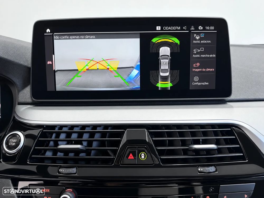 BMW 520 e Line Luxury - 31
