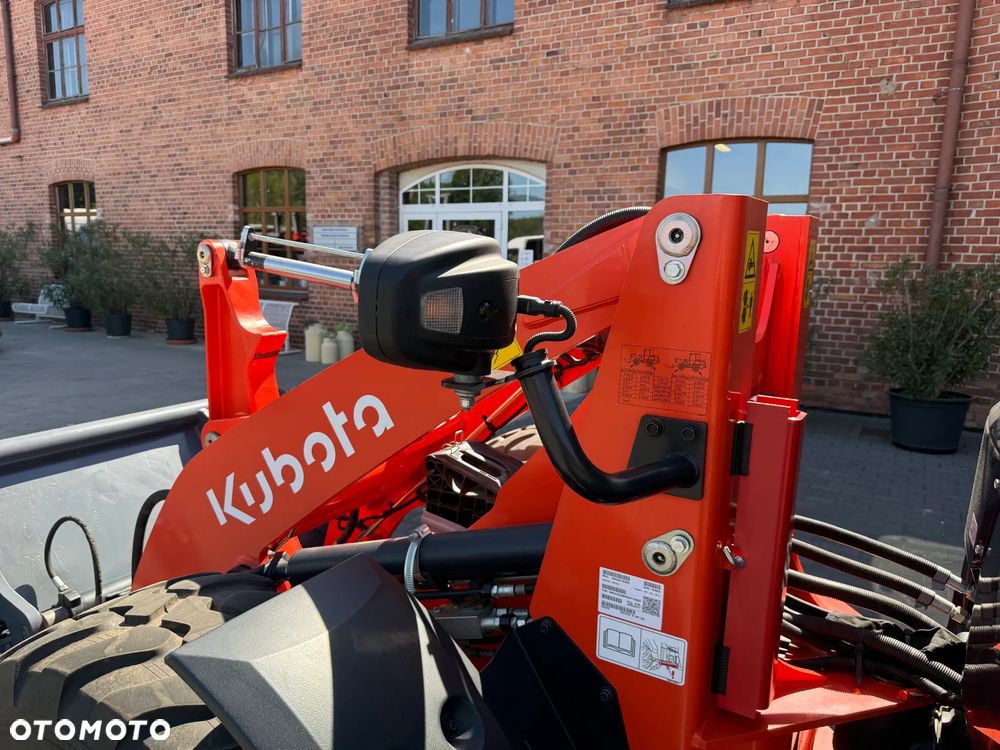 Kubota R070 - 21