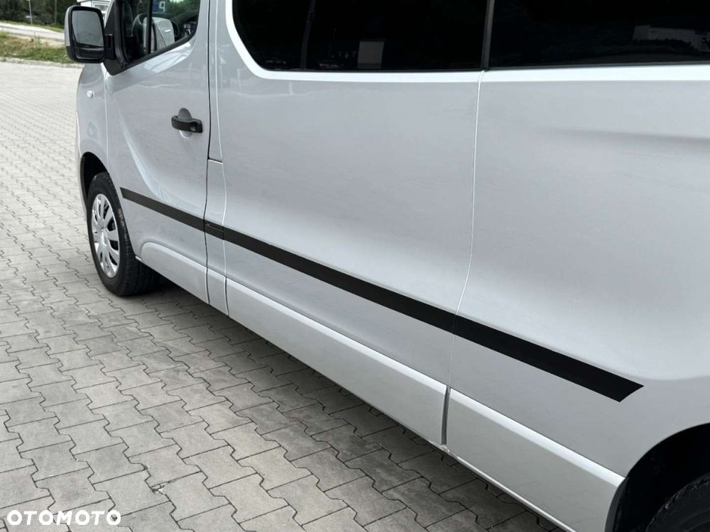 Opel Vivaro - 22