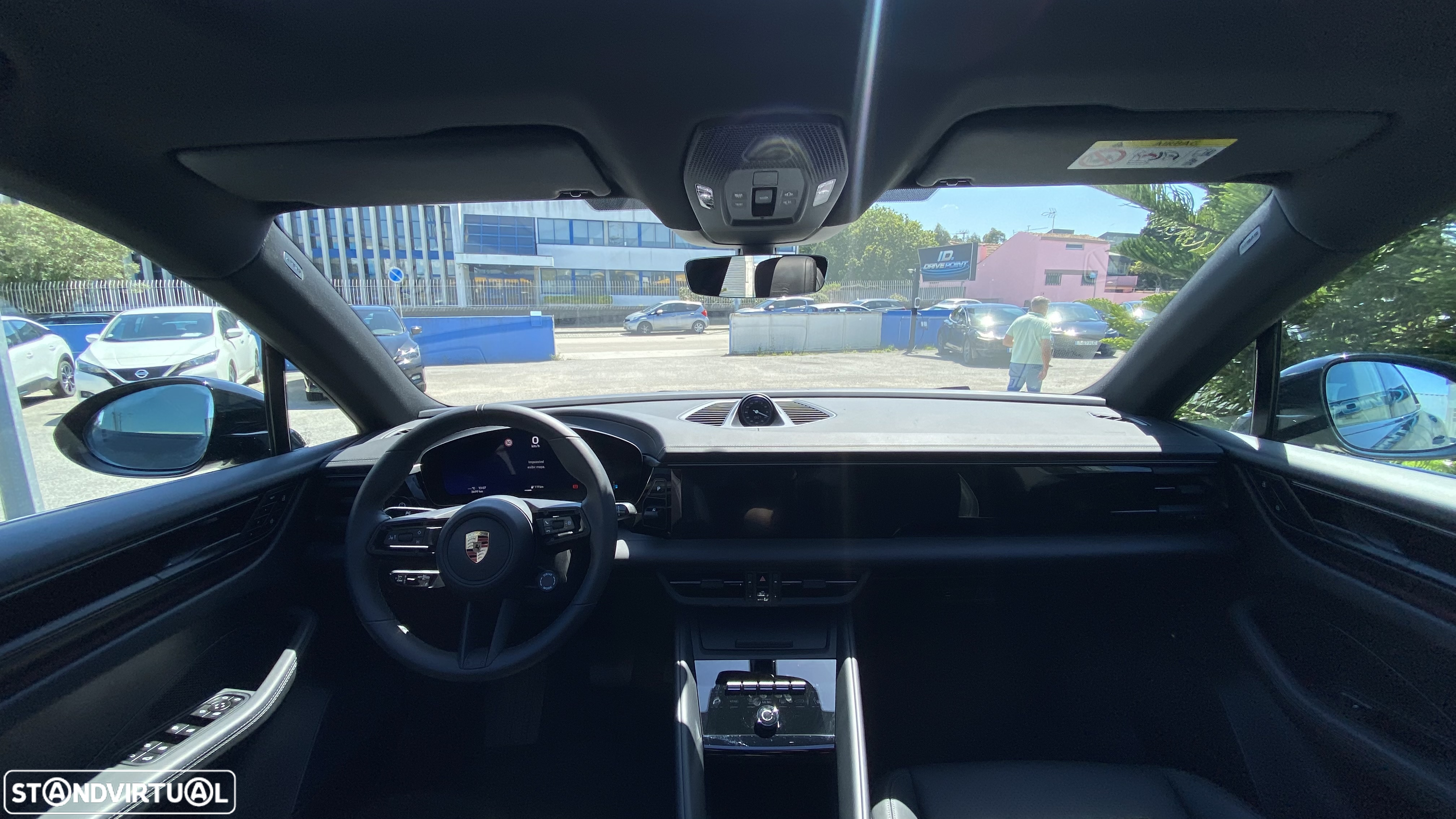Porsche Macan Standard - 28