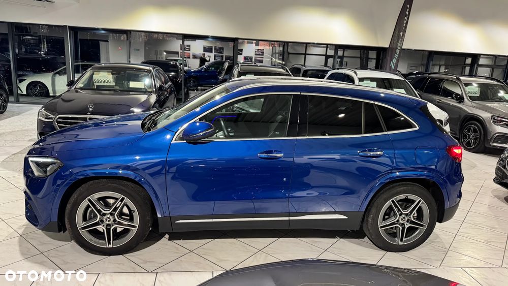 Mercedes-Benz GLA 200 AMG Line - 3