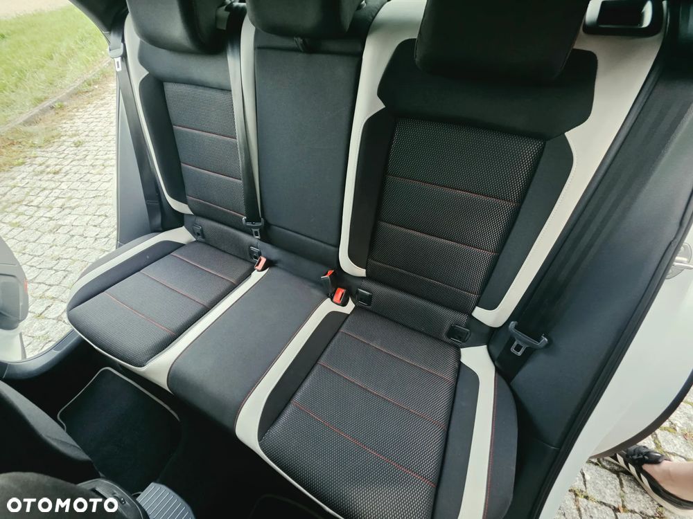 Volkswagen T-Roc 1.5 TSI ACT OPF DSG IQ.DRIVE - 35